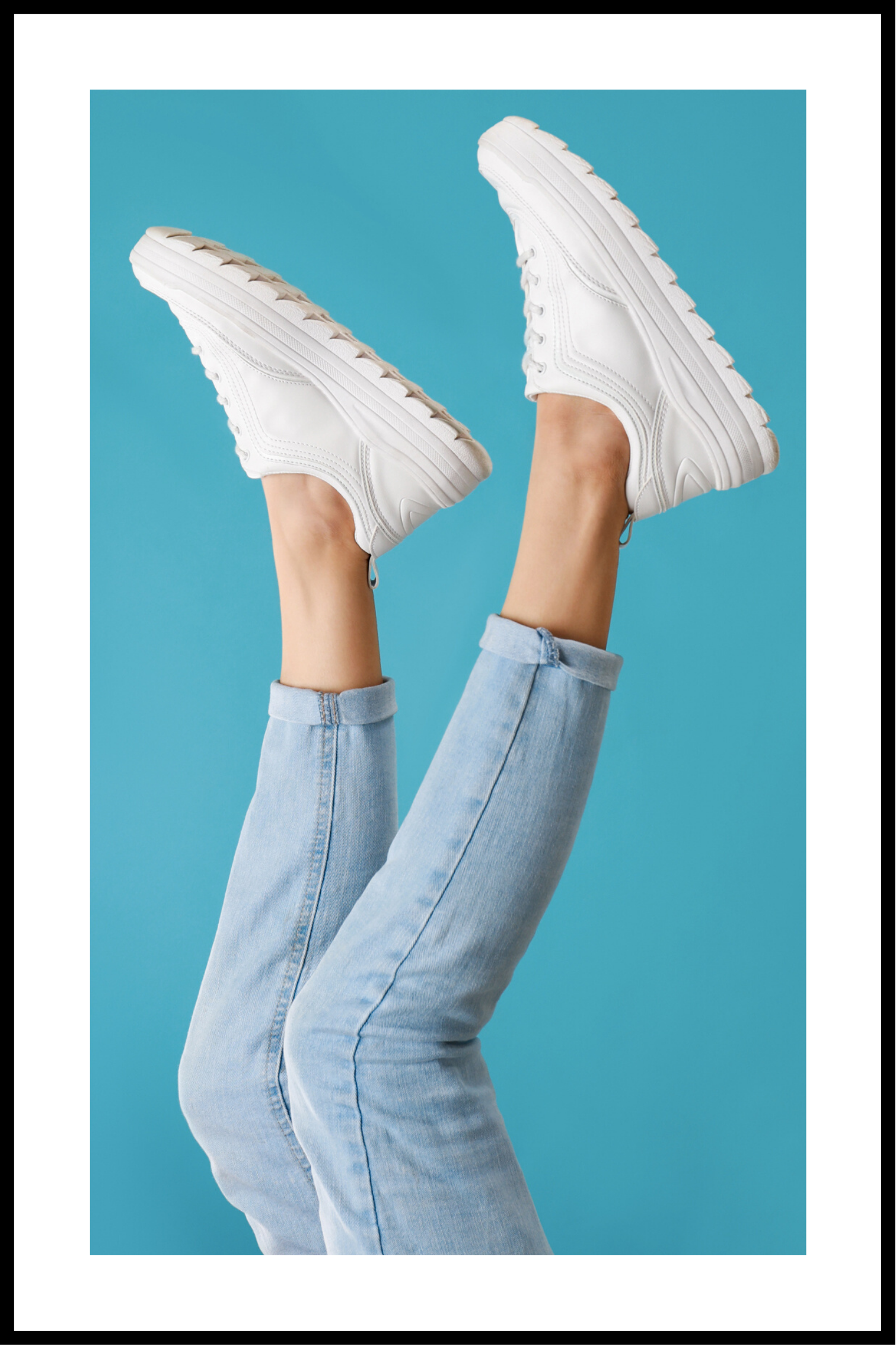 Witte sneakers poster